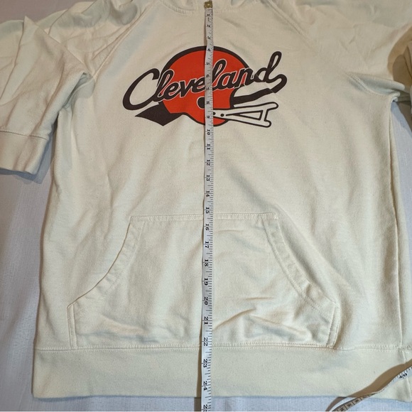 Cleveland Football Hoodie | Size L | Cream Graphic Sweatshirt - Picture 8 of 12